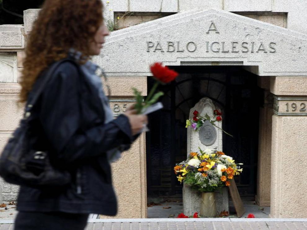 Foto de archivo de la tumba de Pablo Iglesias, fundador del PSOE