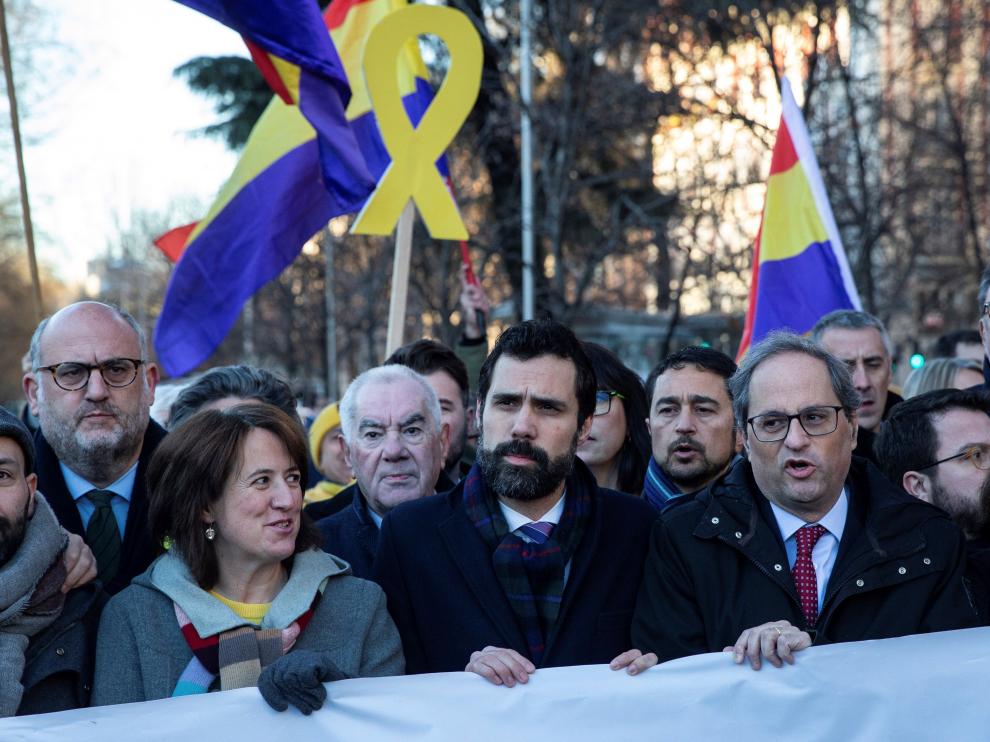 El suceso tuvo lugar a la llegada de Torra a la concentración frente al Tribunal Supremo.