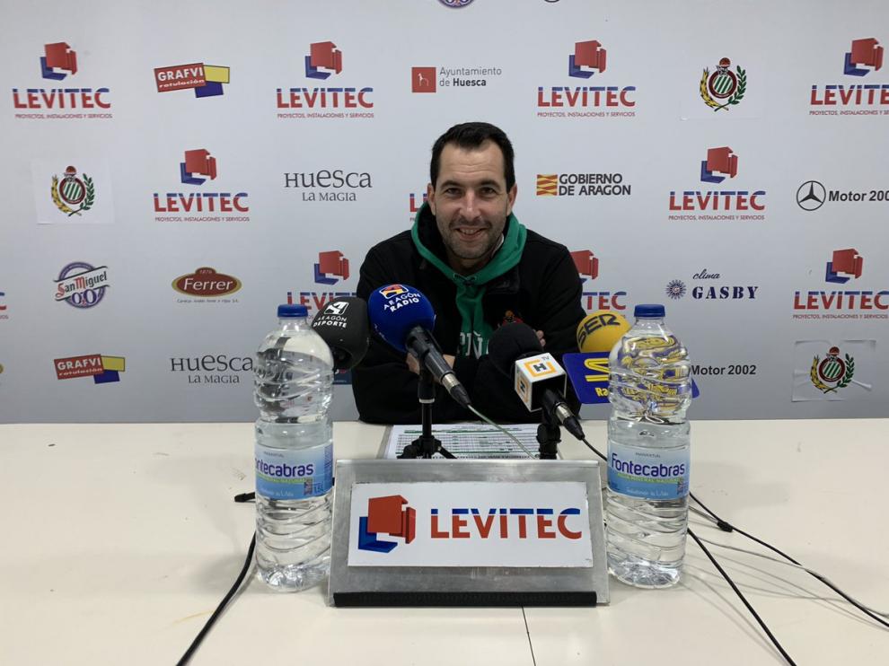 Guillermo Arenas, técnico del Levitec Huesca.