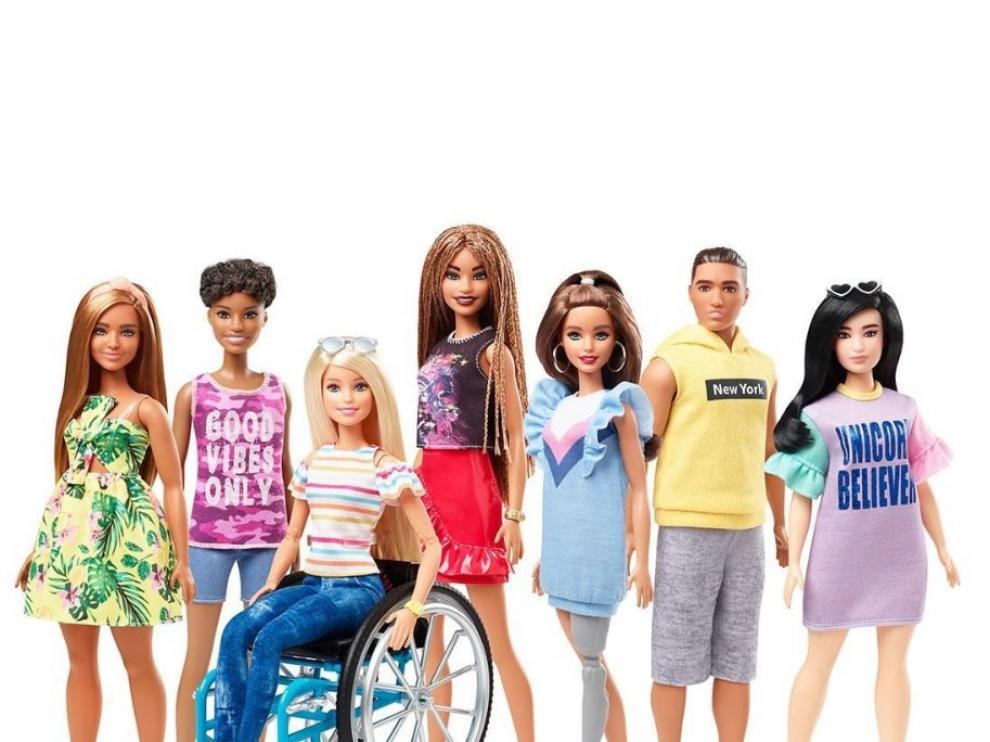 La Barbies en silla de ruedas y con prótesis son las novedades de la marca para este año.