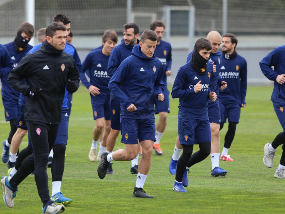La plantilla del Zaragoza prepara este jueves el partido frente al Albacete en La Romareda.