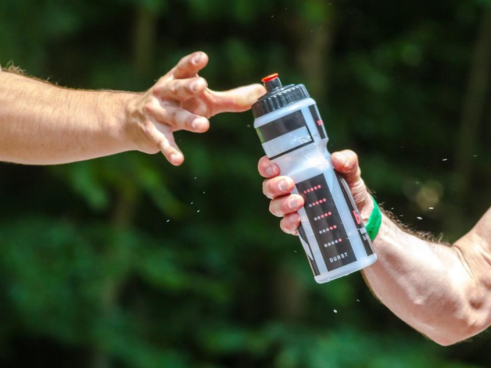 La cerveza nunca se debe sustituir por una bebida isotónica o por agua después de realizar ejercicio físico.