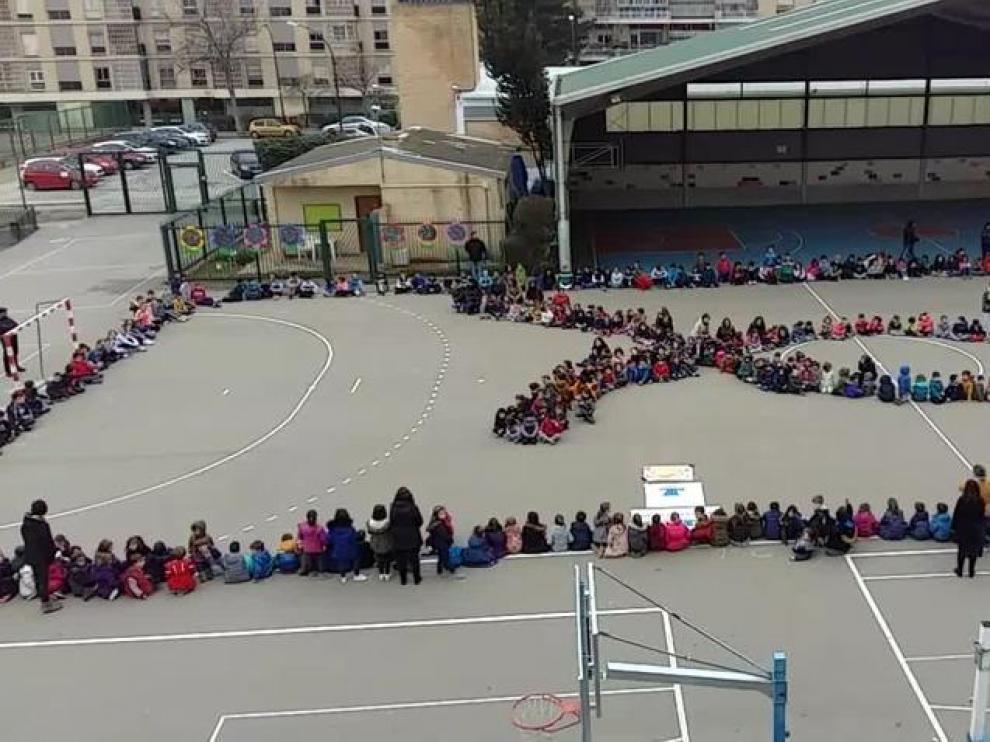 Más de 5.500 alumnos celebran el Día Internacional del Cáncer Infantil en Zaragoza