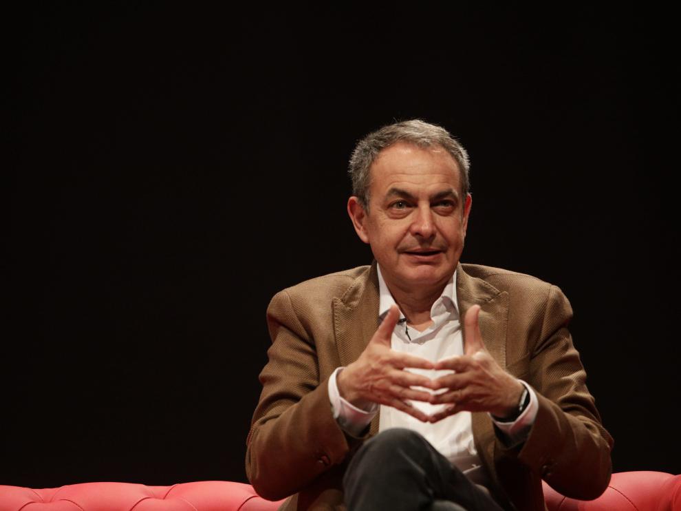 Zapatero durante el acto de este domingo.