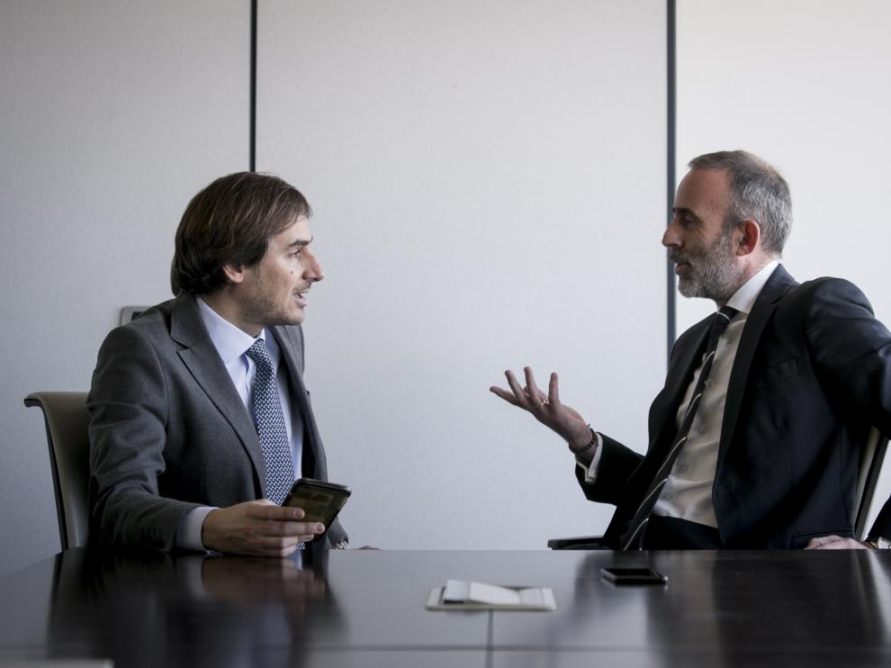 Rafael Zapatero y Daniel Chóliz, abogados de Deloitte en Zaragoza