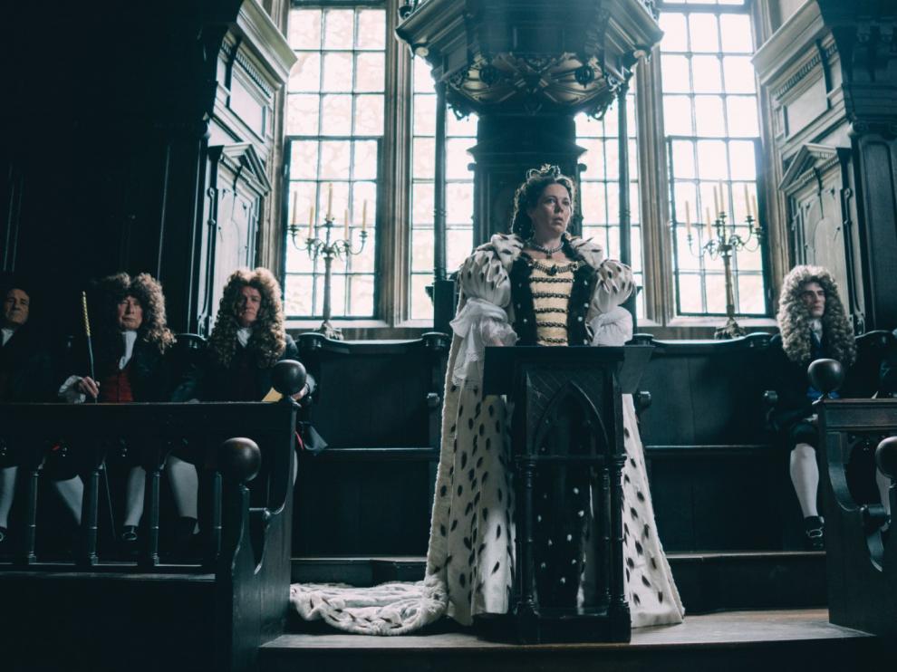 Fotograma de 'La Favorita', la película más nominada junto con 'Roma', de la edición de este año. En la imagen, Olivia Colman, nominada a mejor actriz por su interpretación en este filme.