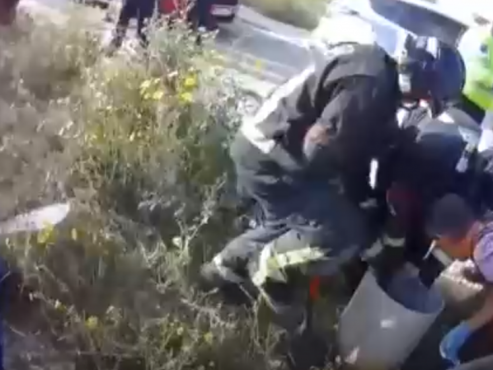 Rescate del niño de 7 años atrapado en una tubería en Cartagena.