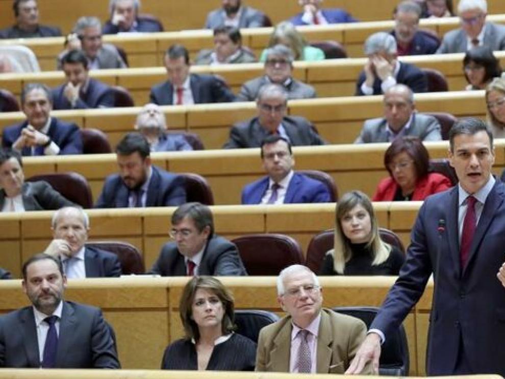 El presidente del Gobierno, Pedro Sánchez, durante su intervención, este martes, en la sesión de control al Gobierno en el Senado, el último pleno de la legislatura.
