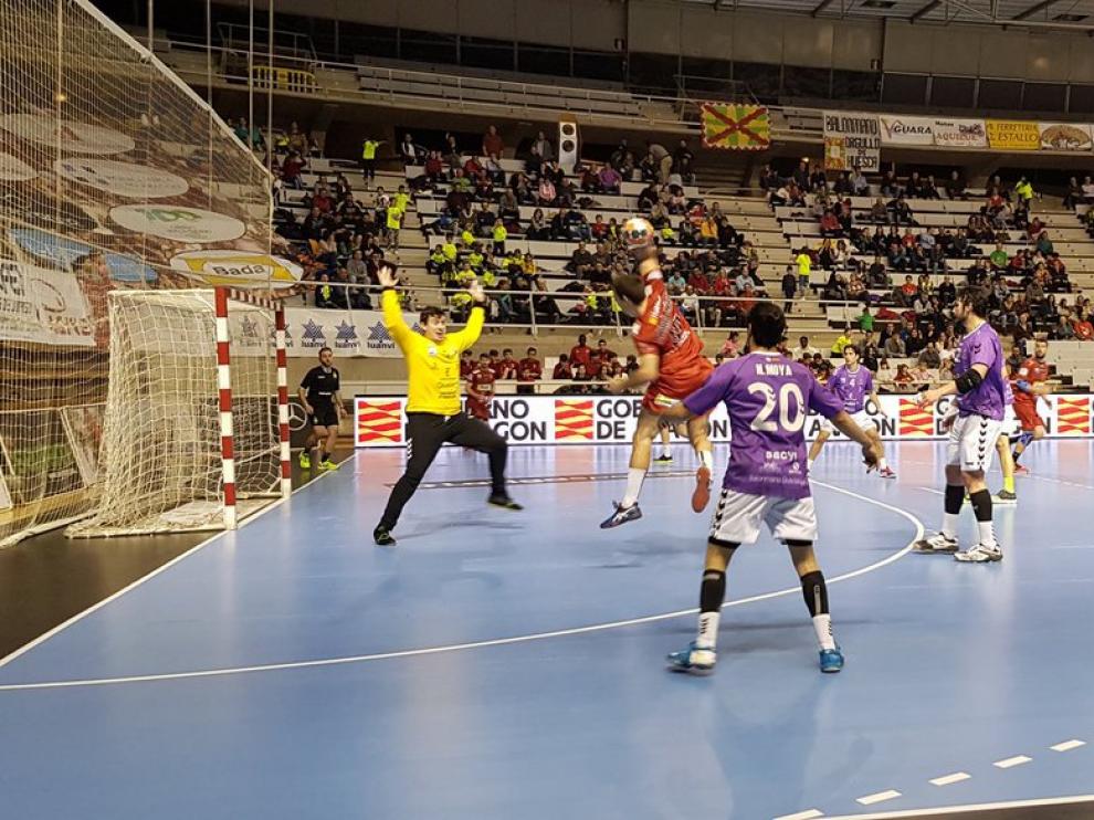 El Bada Huesca sigue invicto en la segunda vuelta de la Asobal.