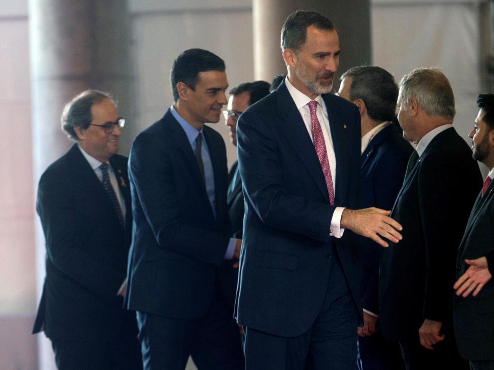 Felipe VI, Pedro Sánchez y Quim Torra durante la inauguración del Mobile World Congress.