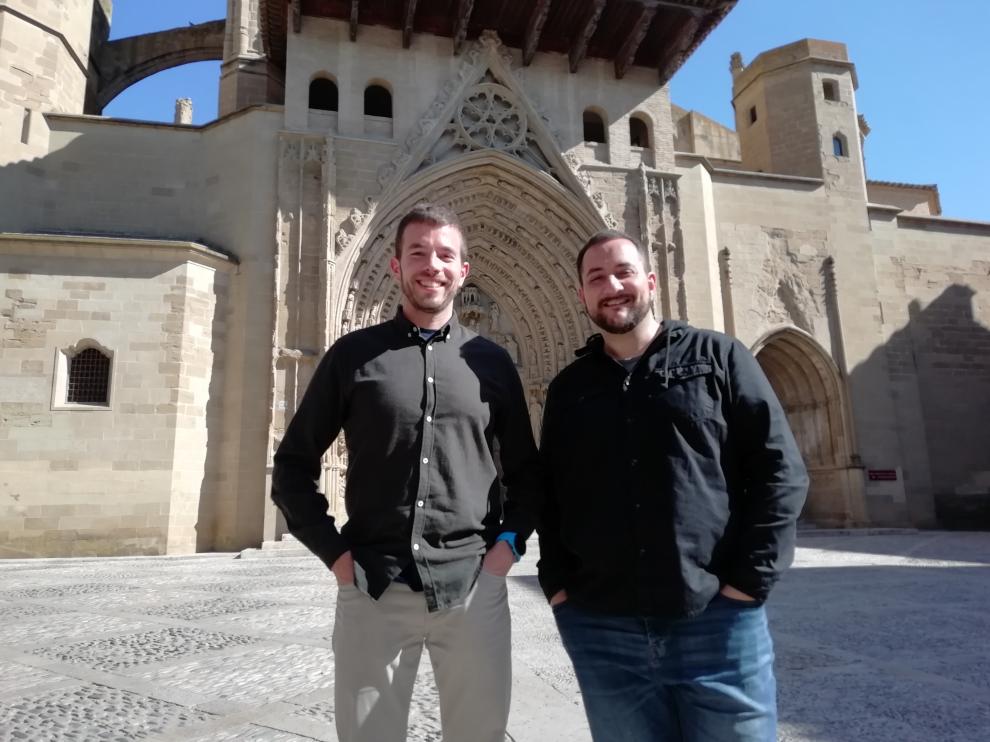 Luis Rodríguez, a la izquierda, y Kike Domínguez, técnicos de Cáritas.