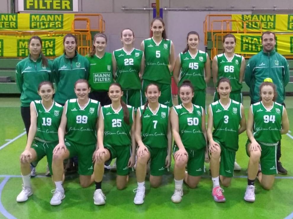 Plantilla del equipo infantil del Stadium Casablanca representante del Mann Filter.