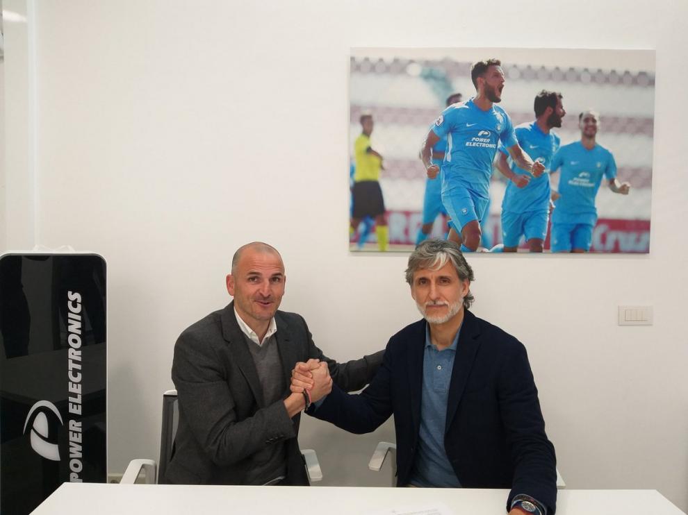 Fernando Soriano, director deportivo del Ibiza, junto a Pablo Alfaro.