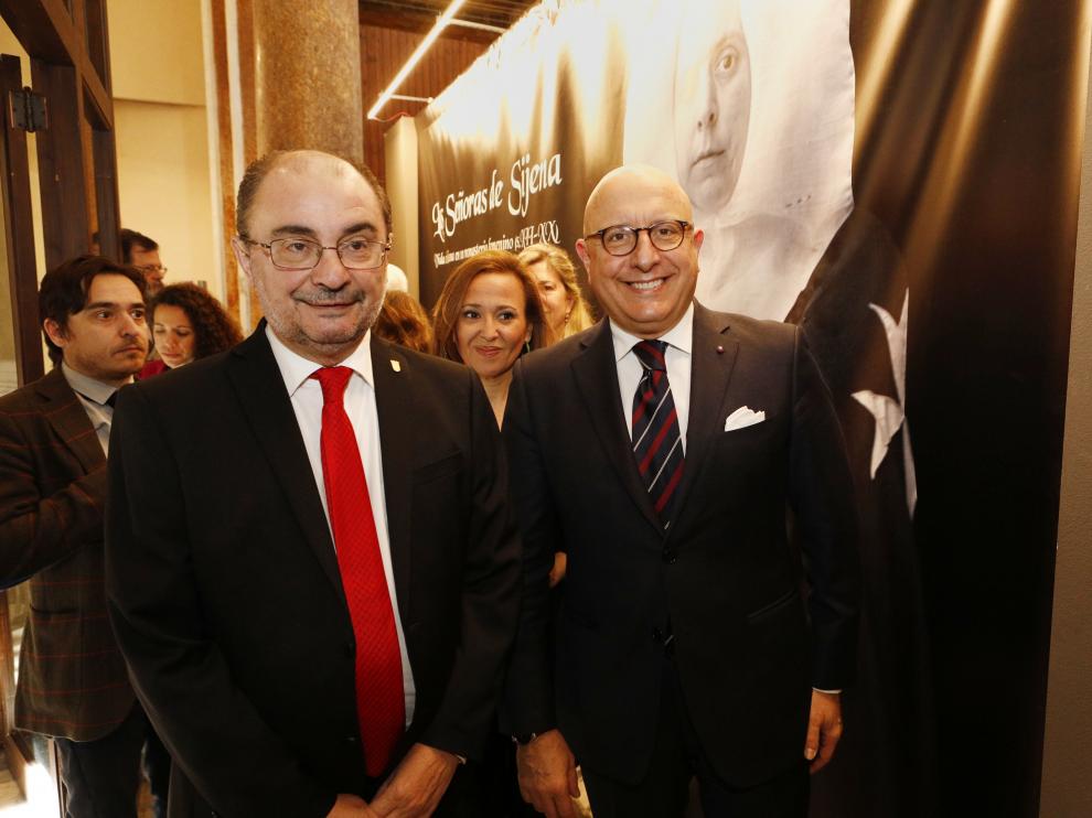 El Presidente de Aragón, Javier Lambán, presenta la exposición 'Las Señoras de Sijena', en la sede del Instituto Cervantes de Palermo.