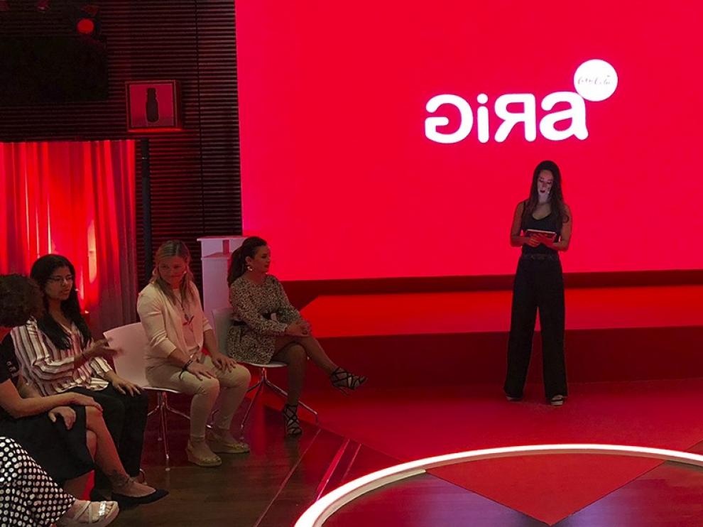 Imagen de una de las presentaciones de la GIRA Mujeres, promovida por Coca-Cola.