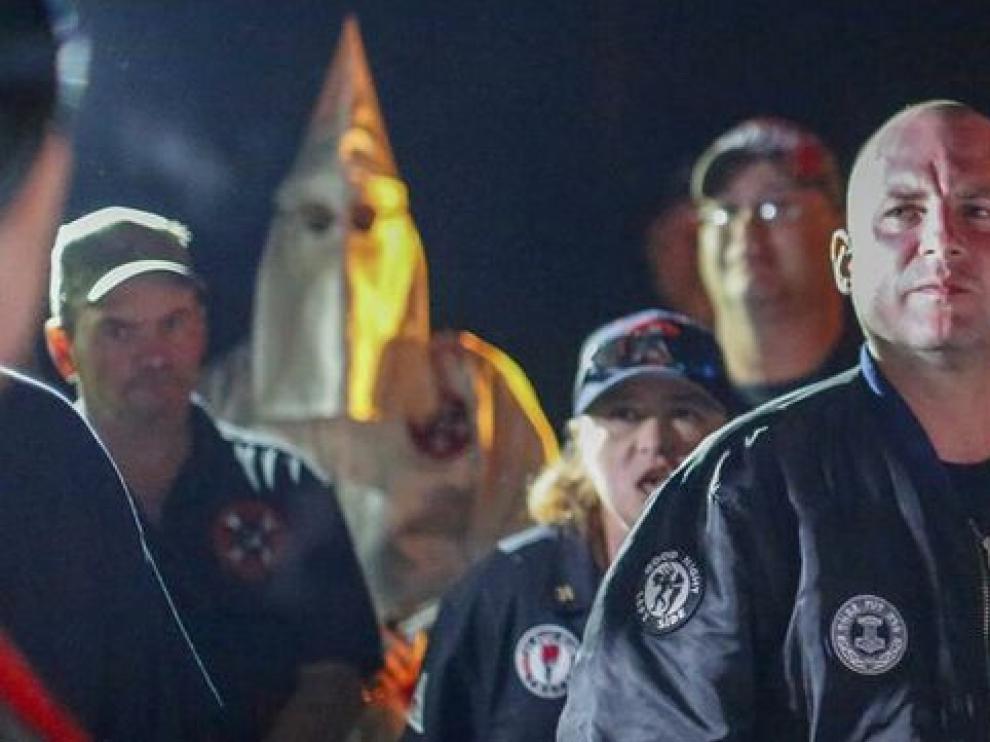 Grupo neonazi de EE.UU. se desmarca del liderazgo de un activista afroamericano