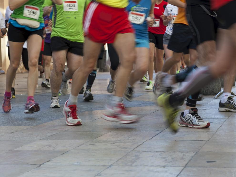Corredores en la Media Maratón de Zaragoza en ediciones anteriores