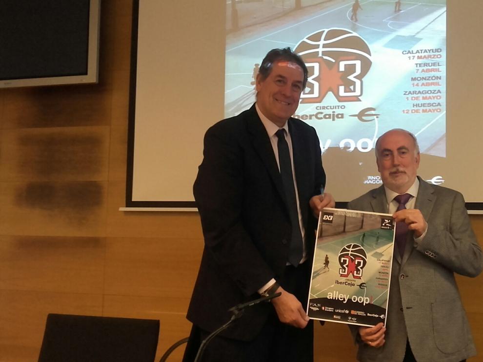 Presentación del Circuito 3x3 Ibercaja con Fernando Arcega (Ibercaja) y José María Sierra (FABaloncesto)