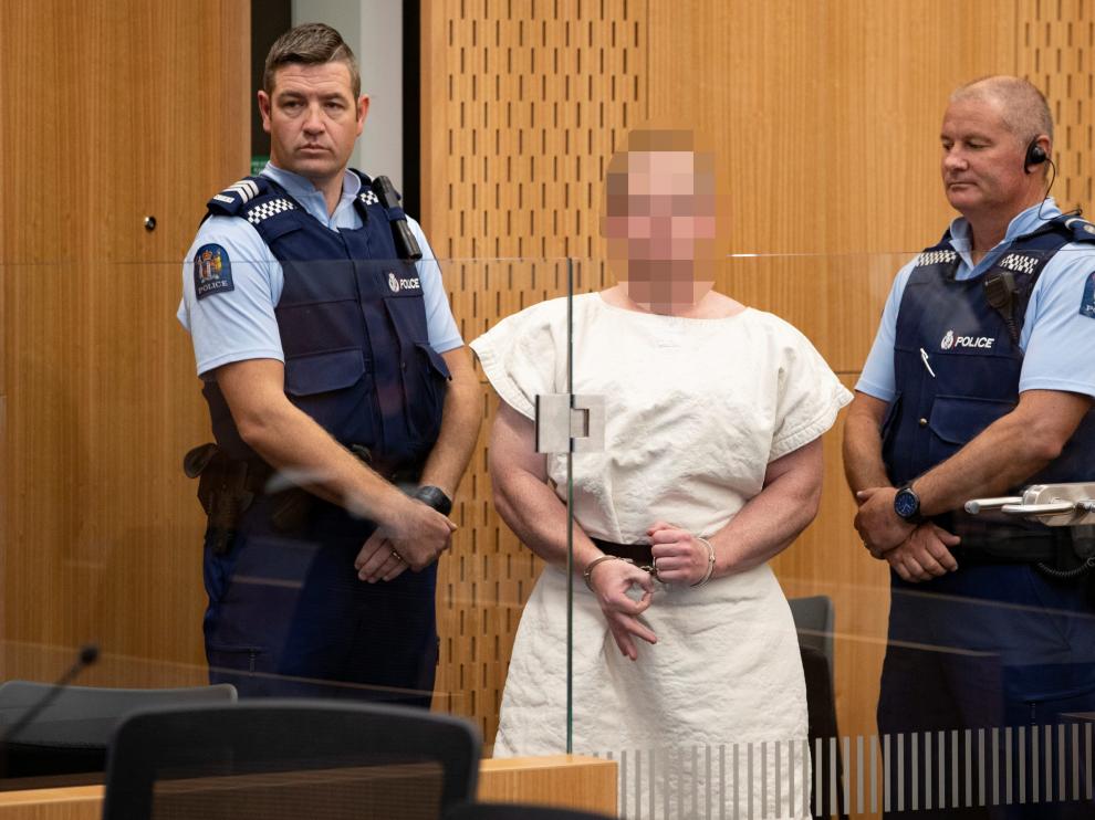 El detenido por los ataques en Nueva Zelanda, Brenton Harrison Tarrant, comparece ante un tribunal.