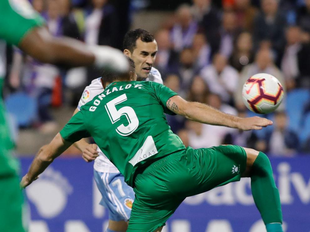 Linares. Gol cabezazo al Elche