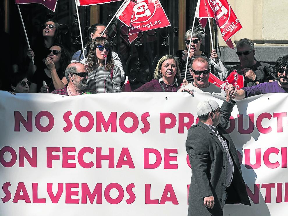Protestas despidos DIA
