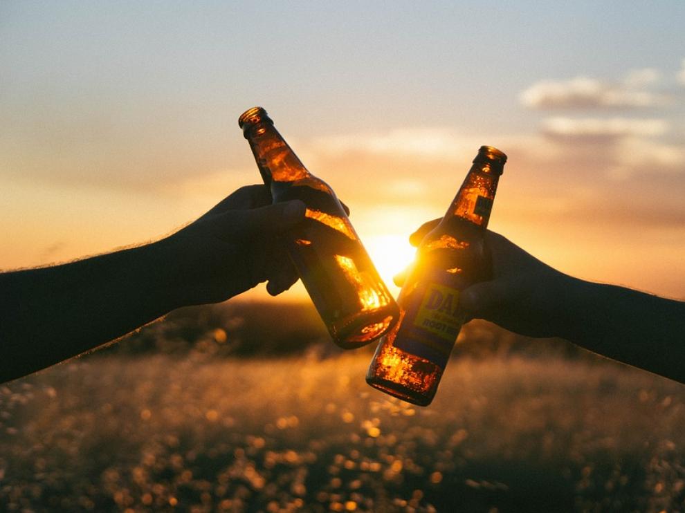 cheers-839865_960_720