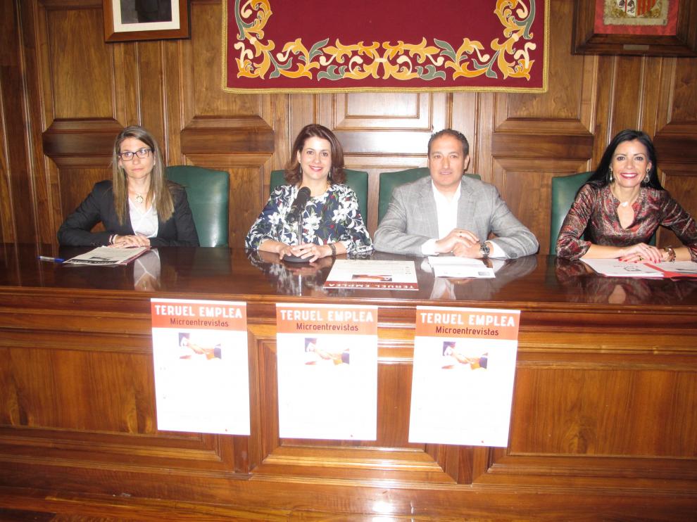Presentación de Teruel Emplea en el Ayuntamiento.