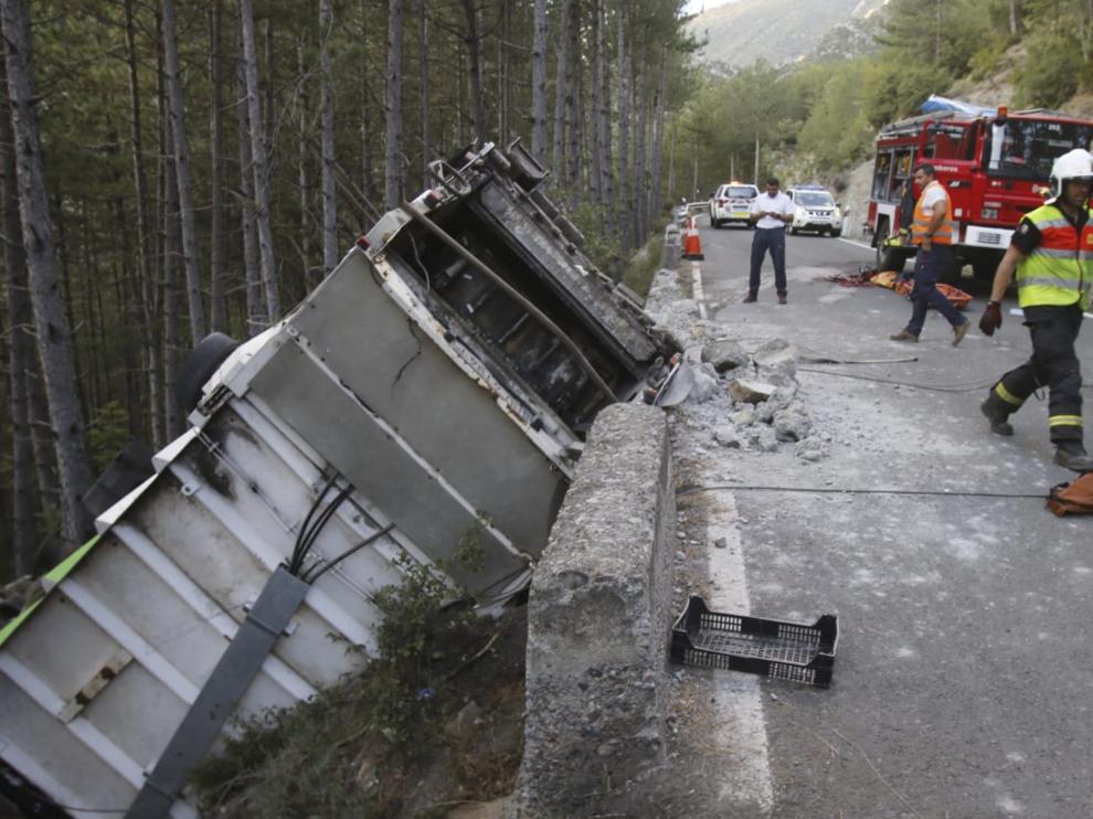 Accidente de un camión ocurrido a finales del año pasado en la N-260 a la altura de Campo.