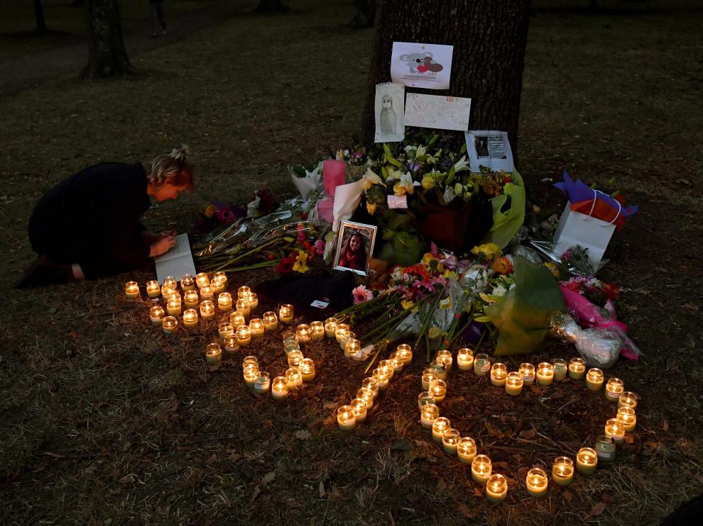 Muestras de condolencia ante las víctimas del atentado de Chrischurch.