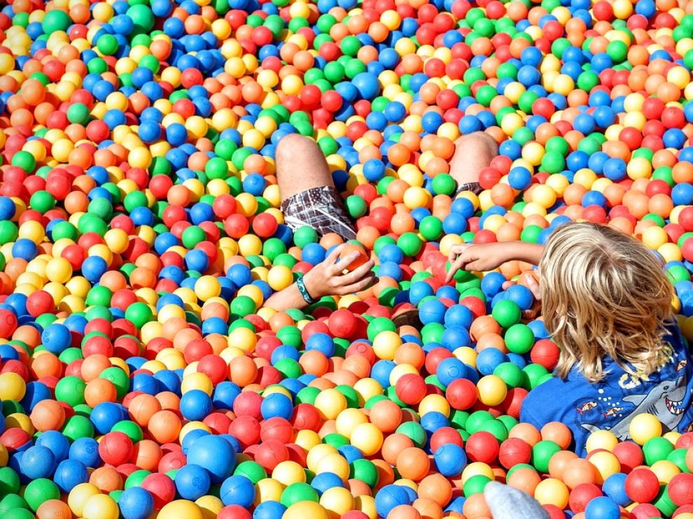 ball-pit-1661369_960_720