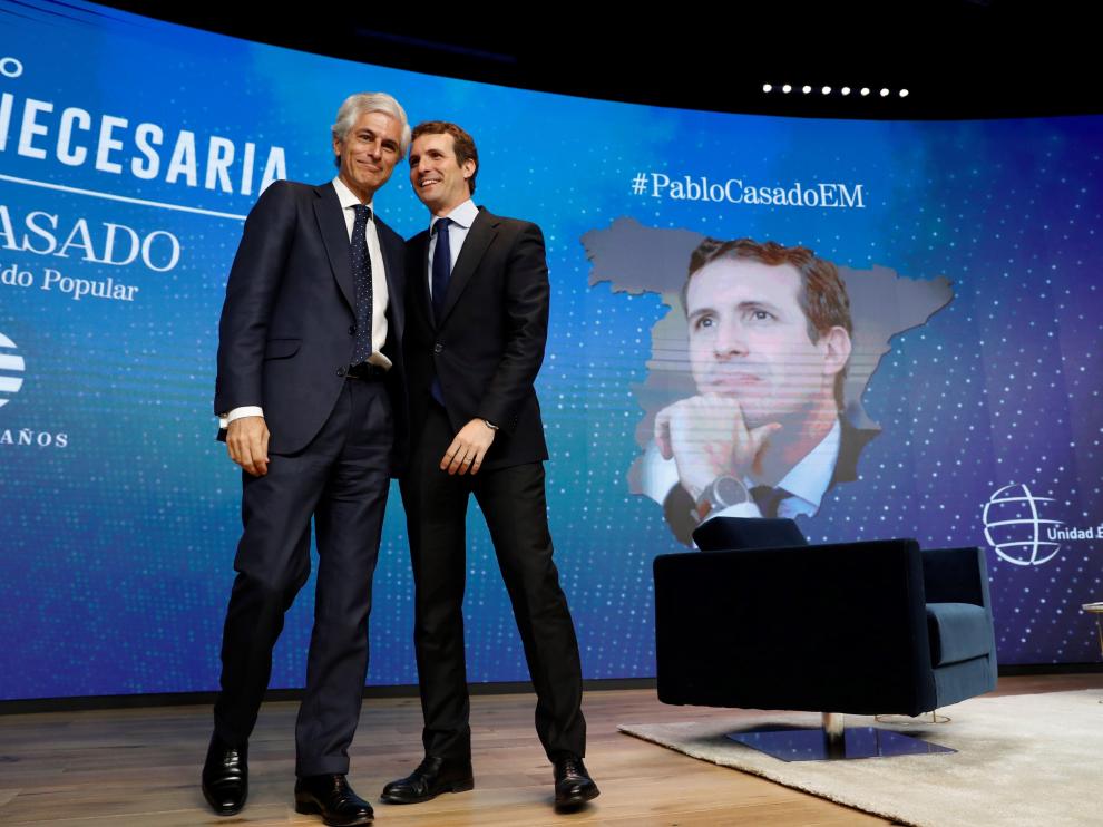 Pablo Casado y Adolfo Suárez