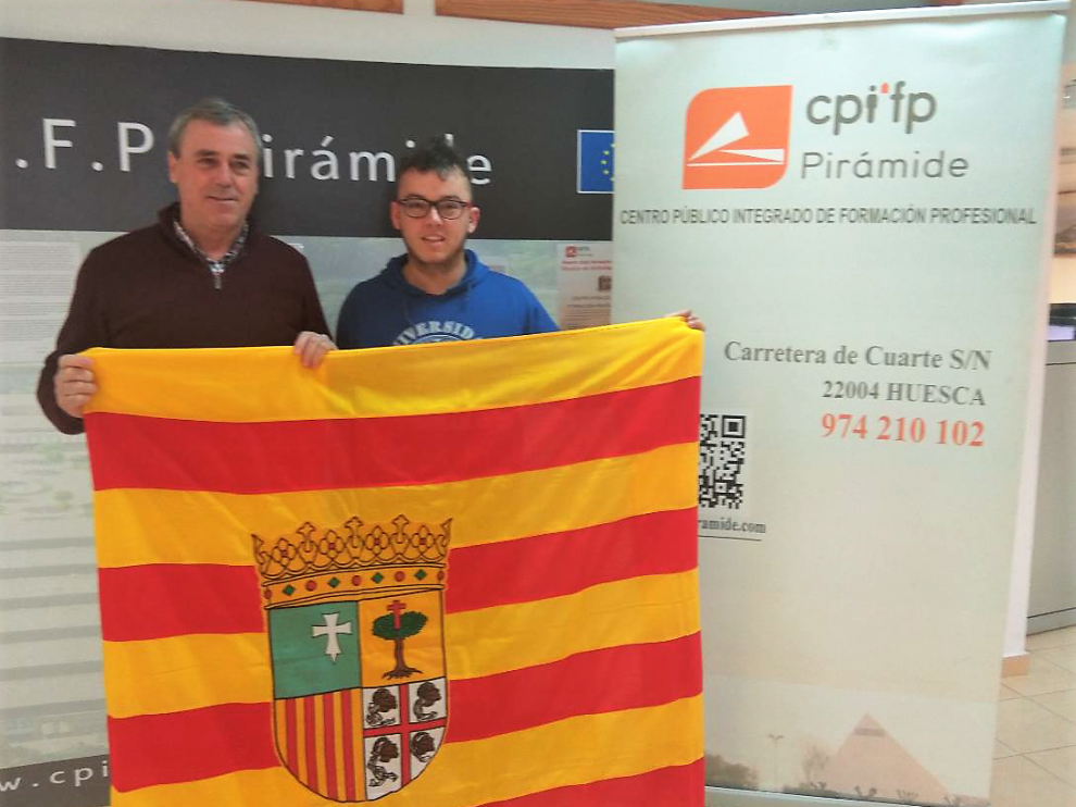 Pablo Blasco y el profesor Mariano Camarón.