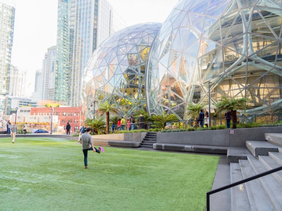 Amancio Ortega será casero de Amazon en Seattle.