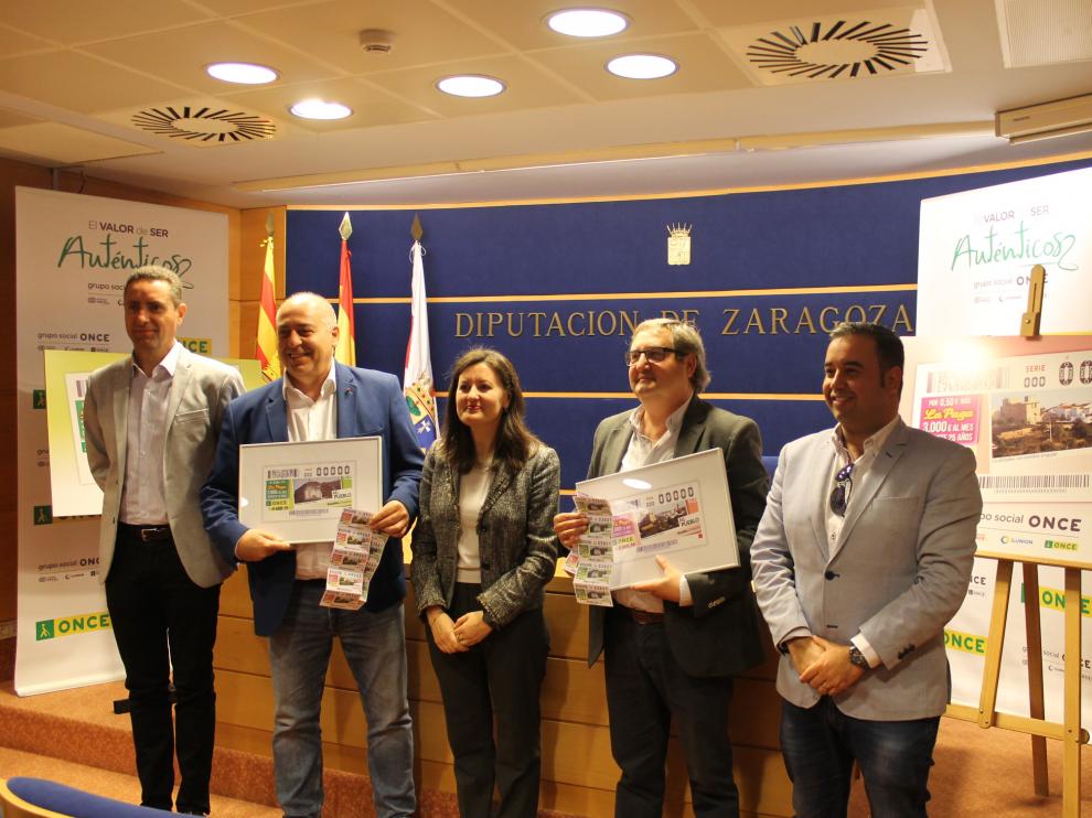 Presentacion en la DPZ de los cupones de la ONCE dedicados a Novallas y Remolinos.