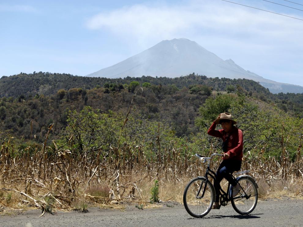 Miles de familias viven en las faldas del Popocatépetl
