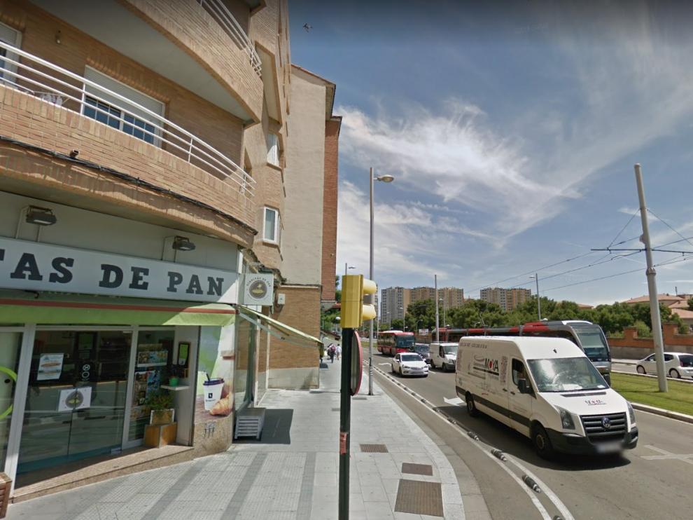 El menor fue sorprendido por los agentes con una bolsa de sustancias estupefacientes en el barrio de Casablanca.