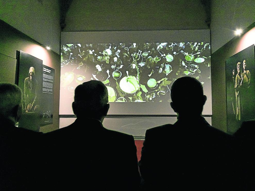 Un momento del pase del audiovisual para la prensa, este martes en el Museo Alma Mater.