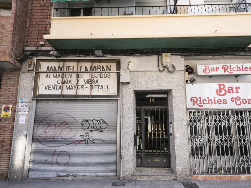 El crimen se cometió en un piso de esta casa de la calle Marcos Zapata.