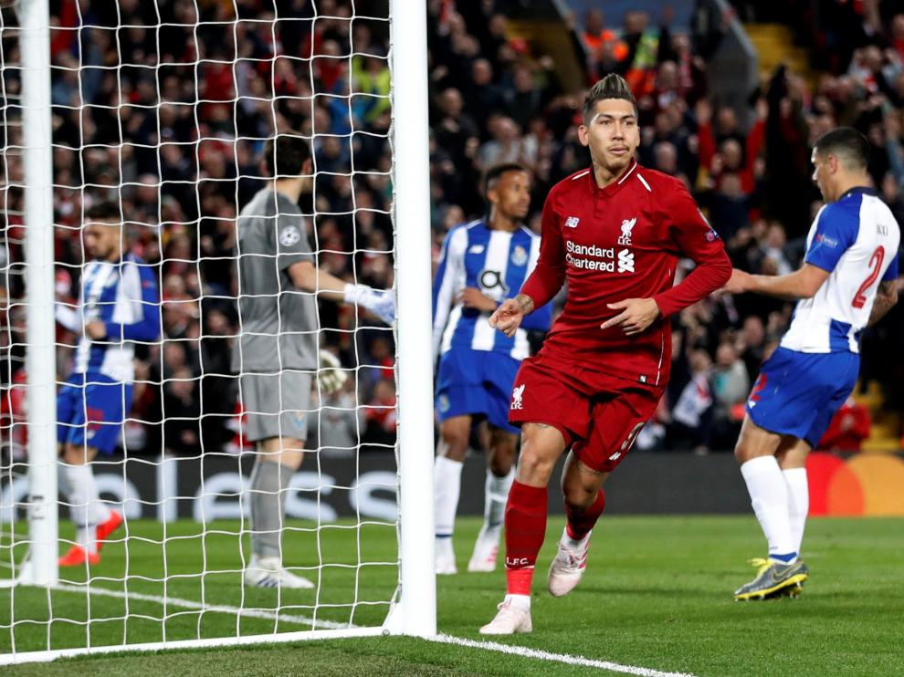 Firmino celebra el segundo el gol del Liverpool.
