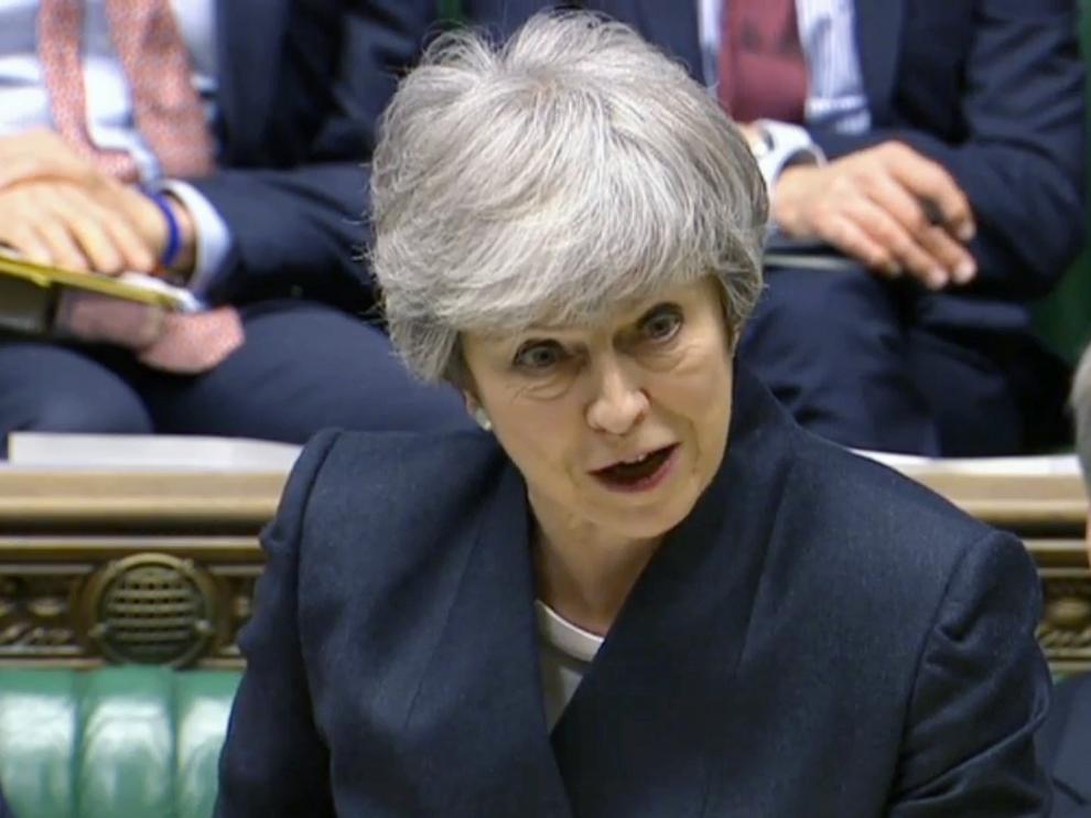 La primera ministra británica, Theresa May, este jueves en la Cámara de los Comunes.