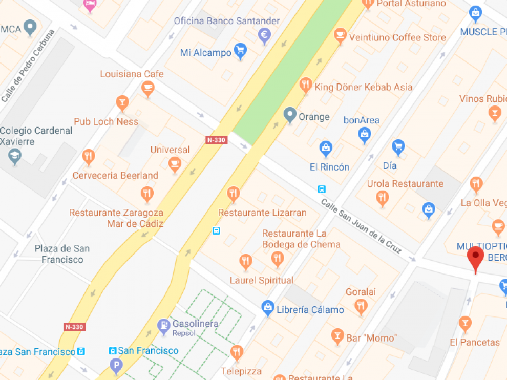 El suceso ha tenido lugar en la calle San Juan de la Cruz, a la altura del cruce con el paseo Fernando el Católico