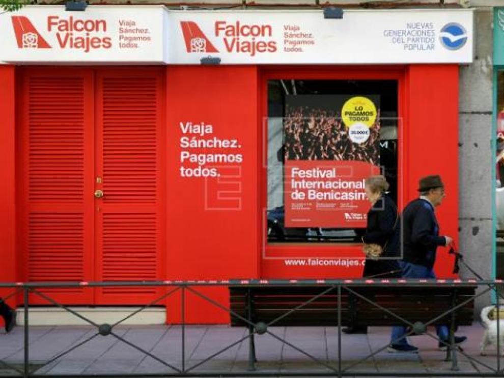 El PSOE recurre la campaña 'Falcón viajes'.