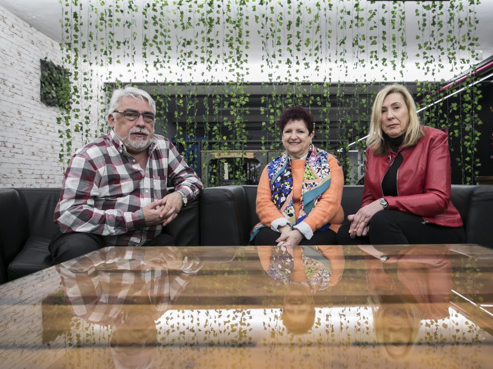 José Antonio Saz (diabetes), Pilar Giraldo (investigadora) y Cristina Fuster (enfermedad neuromuscular).