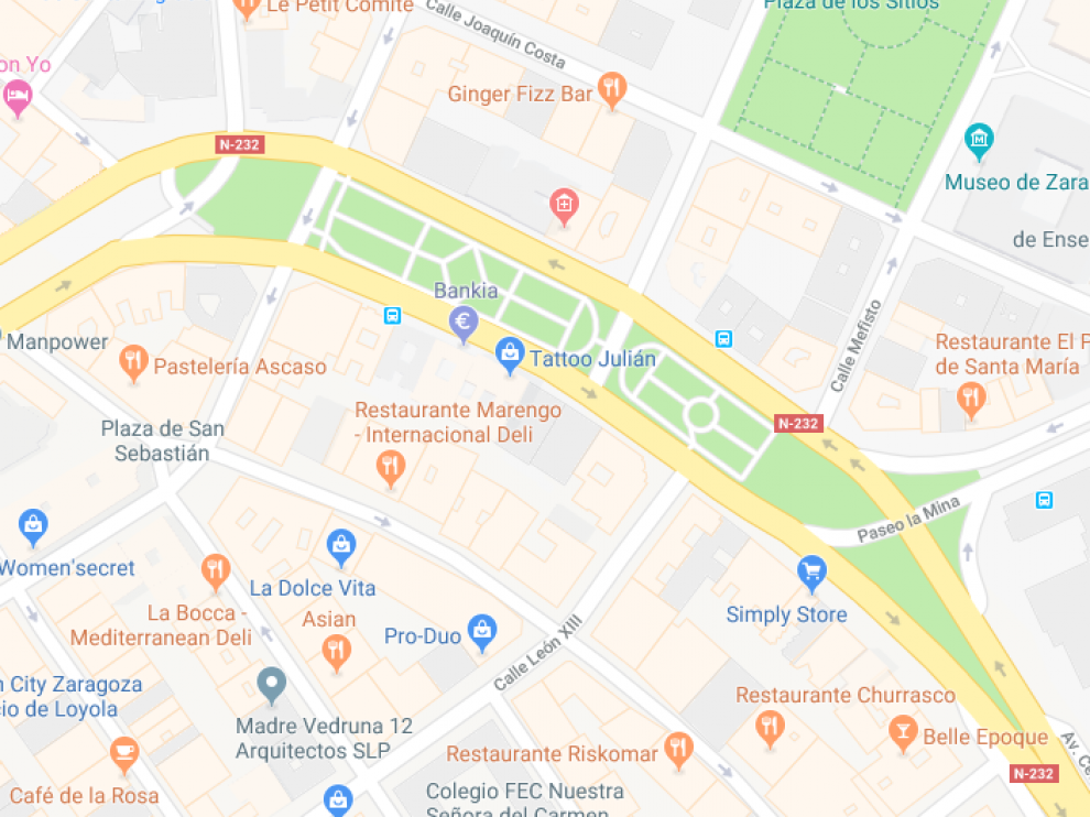 La colisión ha tenido lugar en el Paseo Constitución, a la altura de León XIII.