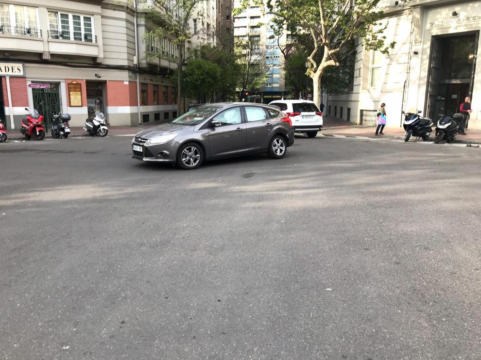 El coche golpeado por el conductor que dio positivo en alcohol y drogas.