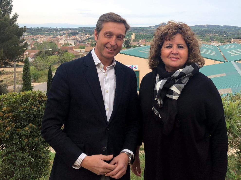 María Jesús Morera con el actual portavoz municipal del PAR, Javier Betorz.