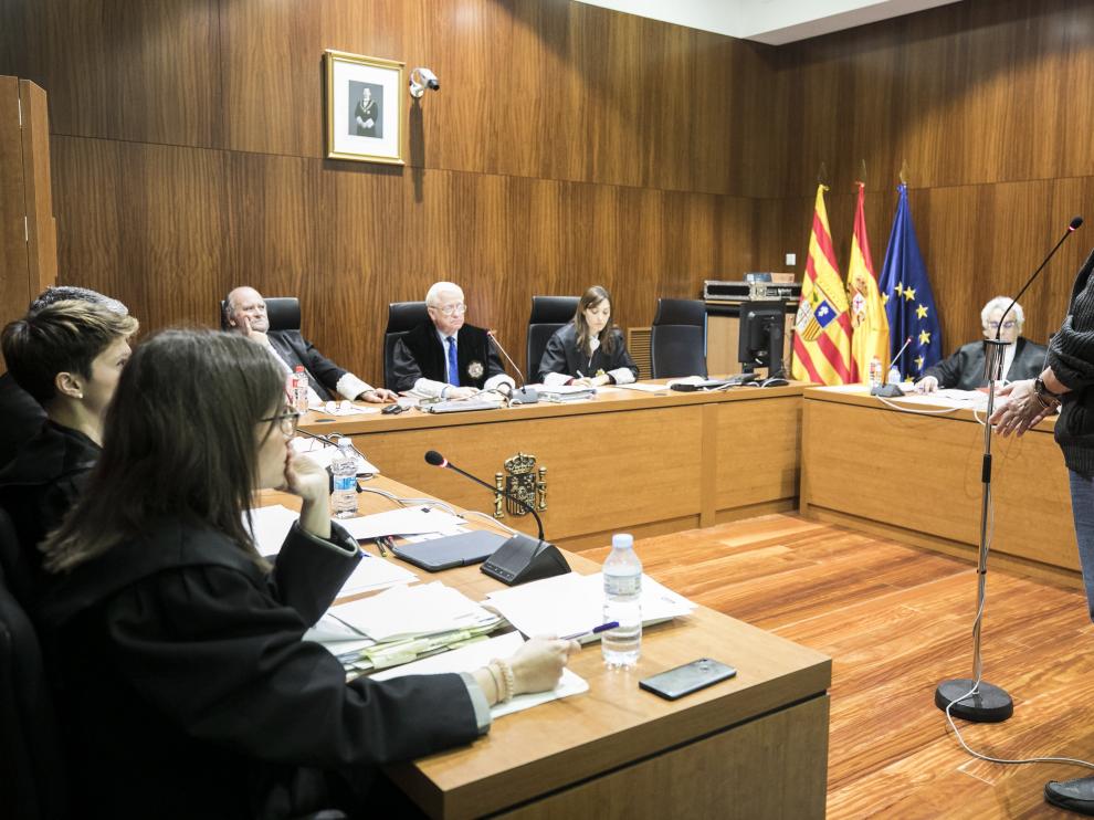 El acusado, durante el juicio celebrado ayer en la Audiencia de Zaragoza.