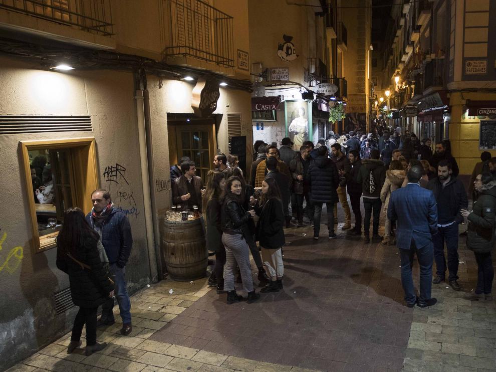 Los vecinos se quejan de las molestias de las zonas de marcha y de tapeo de la ciudad