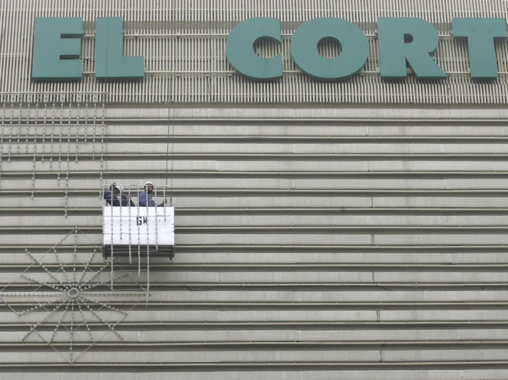 Imagen de archivo de la fachada de El Corte Inglés del paseo de la Independencia.