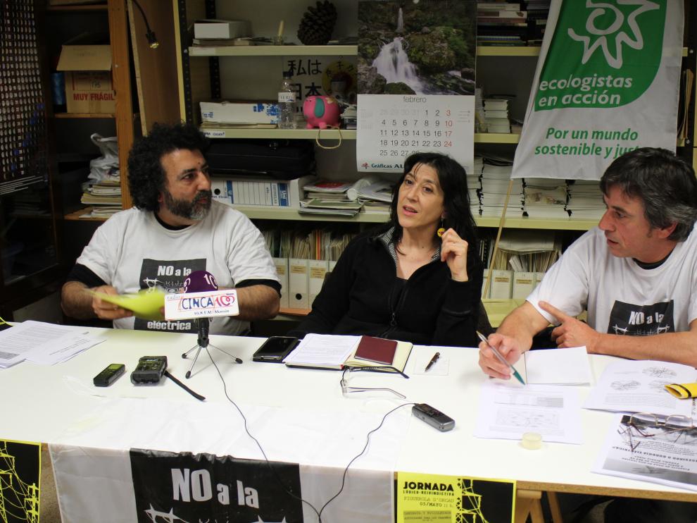 Glez, Benítez y Serrano.
